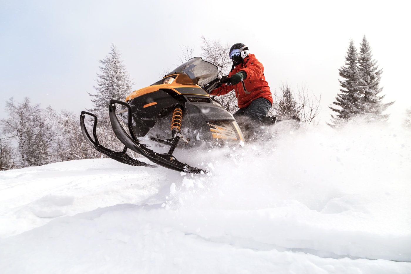 Is snowmobiling in Lapland suitable for beginners?